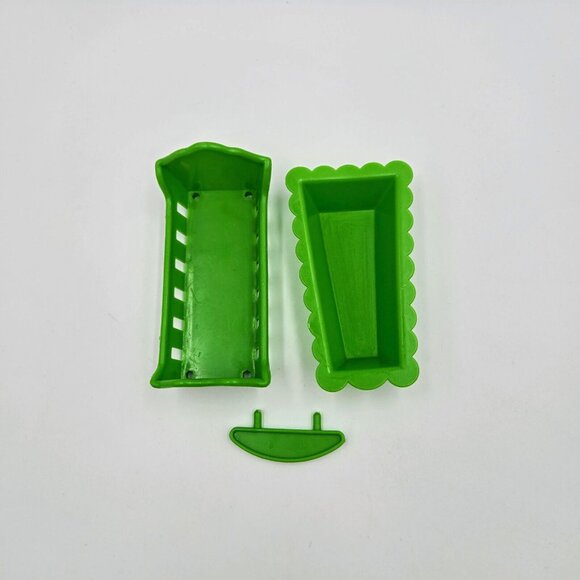 Vintage Sunshine Family Crib Bassinet Nursery Baby Doll Furniture Playset Mattel - Picture 2 of 10